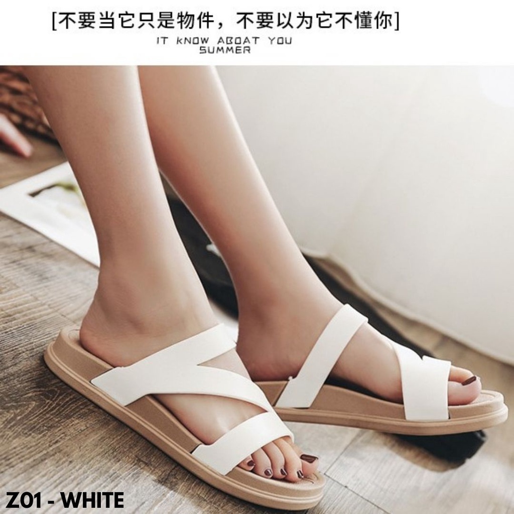 SANDAL WANITA SLIDE ON PANDEMI COCOK PAKAI KASUAL MODEL SIMPLE STRAP BAHAN RUBBER KUALITAS IMPORT Z01