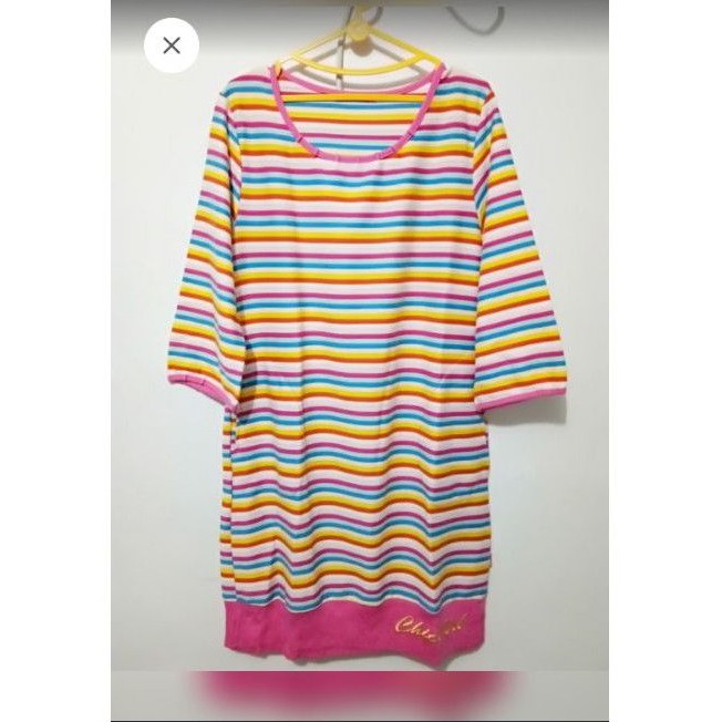 Preloved atasan rainbow brand chic girl