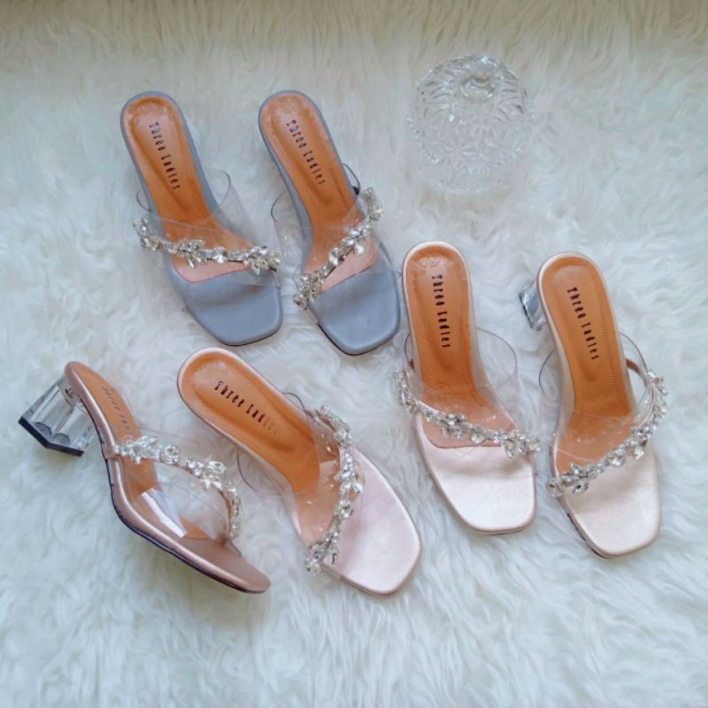 Syauha series sendal wanita Brand Three ladies