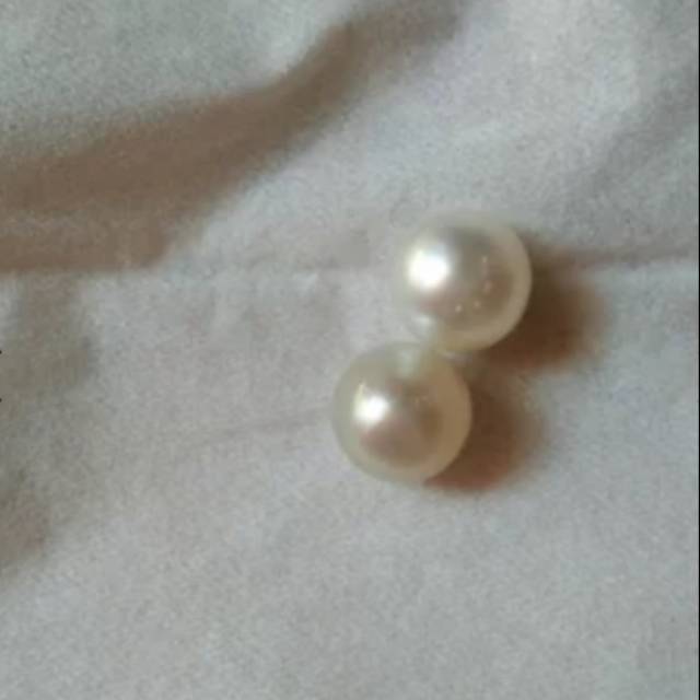 Butiran mutiara air laut dan liontinlombok asli grade A bersertifikat