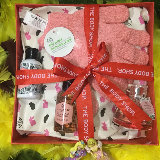 SESERAHAN NIKAH japanese cherry blossom the body shop / the body shop japanese cherry blossom kiss /