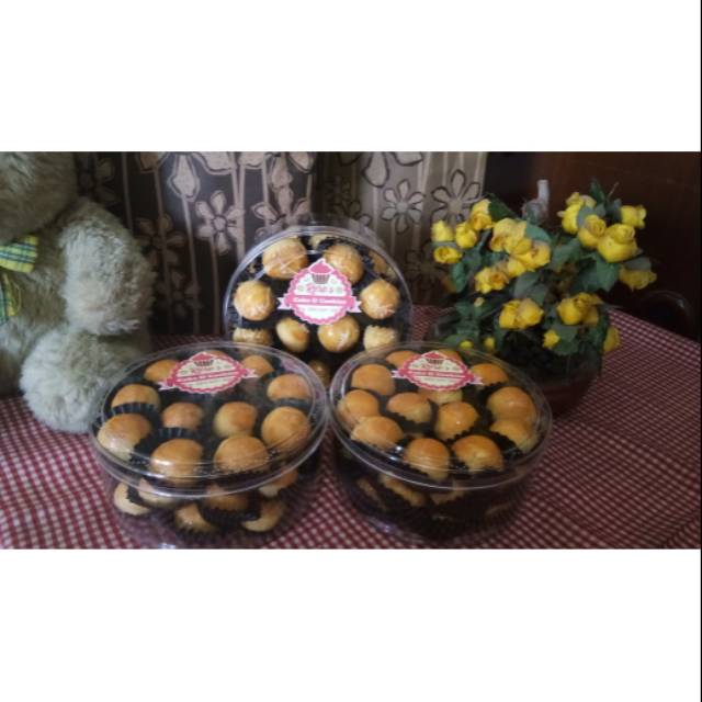 

Nastar original Nastar Keju nastar salju cookies PREMIUM / kue kering kue Lebaran