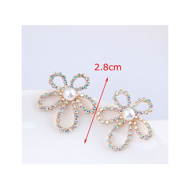 LRC Anting  Tusuk Fashion Gold Color Diamond Flower Pearl Alloy Stud Earrings A61838