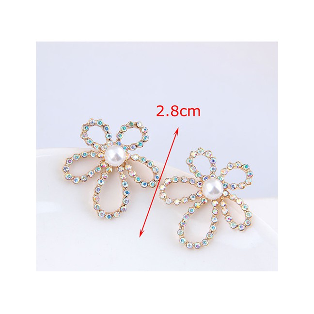 LRC Anting  Tusuk Fashion Gold Color Diamond Flower Pearl Alloy Stud Earrings A61838