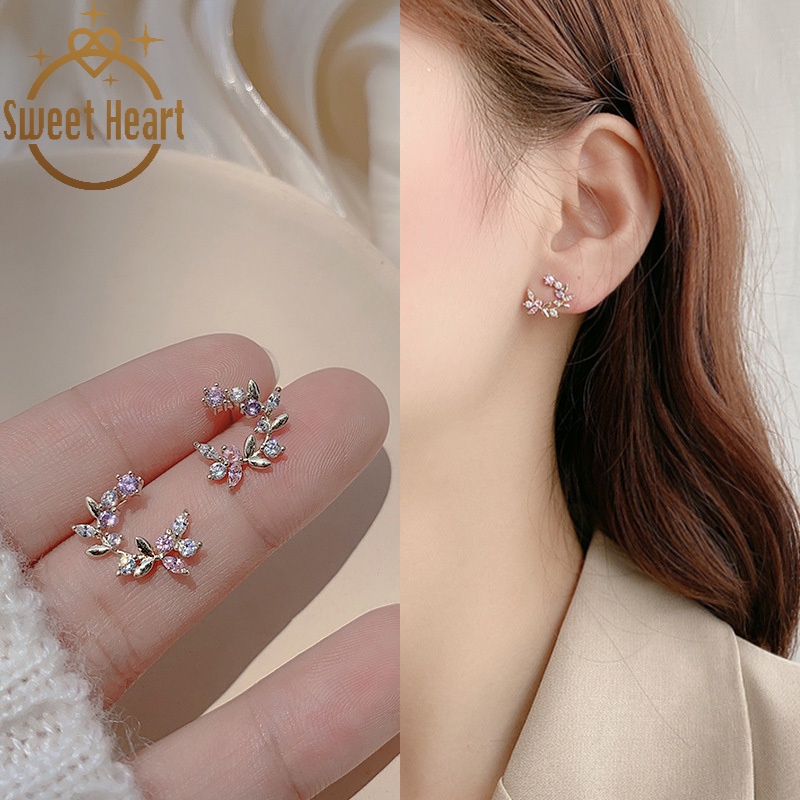 Anting Bentuk C Desain Bunga Aksen Zircon Gaya Korea Untuk Wanita