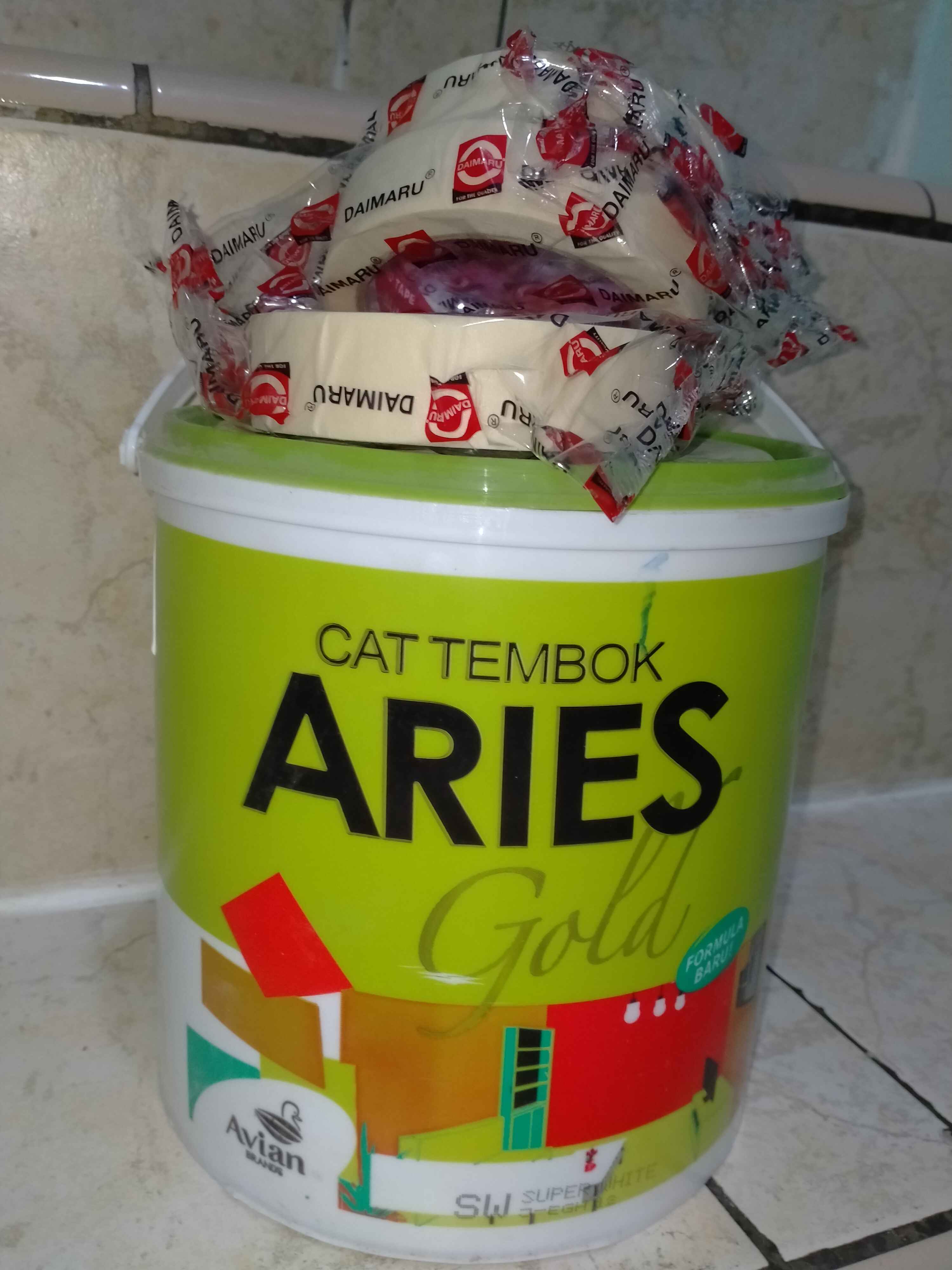 Cat Tembok Aries Gold Ready Mix (4.5 Kg)