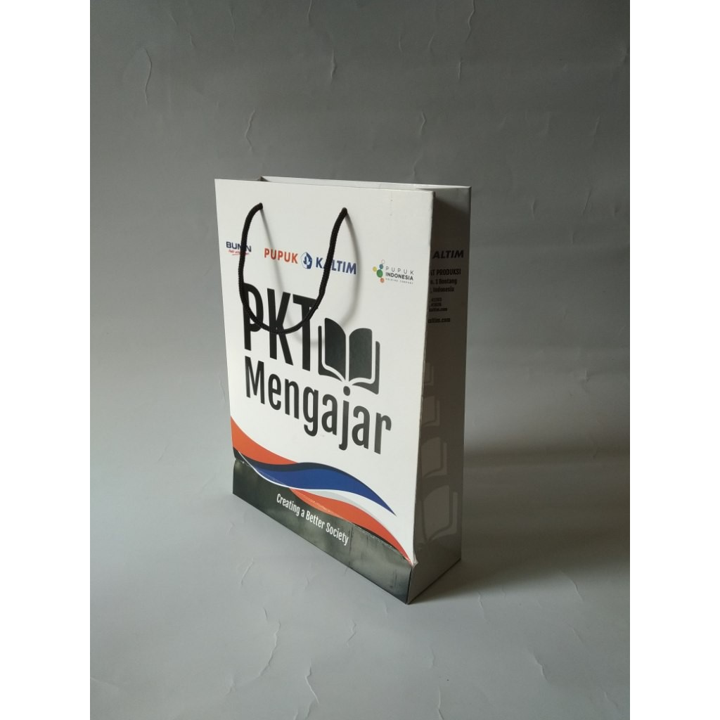 

CUSTOM PAPERBAG IVORY PRINTING FREE DESAIN PXLXT 18X7,5*25