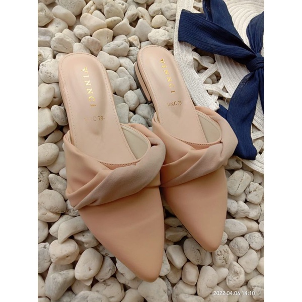 Sandal flat wanita vinnci girly by shabi.shoes