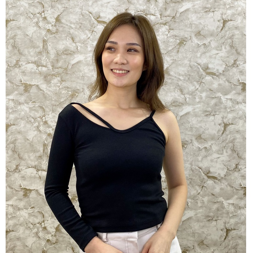 MODAVIE - NICOLE CROP TOP Longsleeve Crop Tee Baju Atasan Satu Lengan Panjang