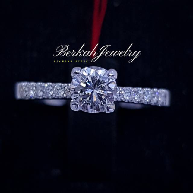Cincin solitaire berlian banjar 0,49 carat asli natural diamond ring emas 40% sertifikat memo card