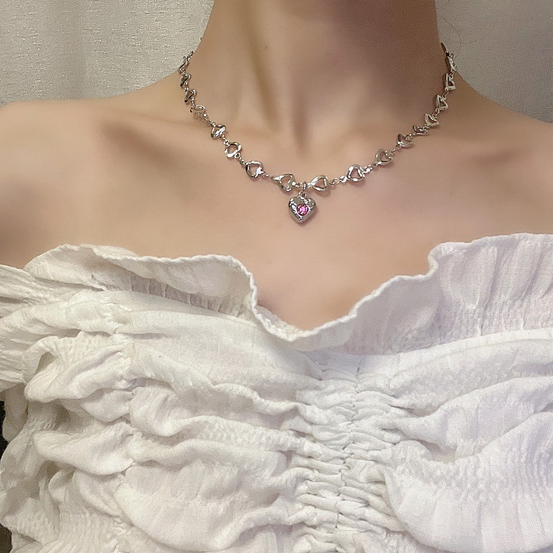 Kalung Choker Liontin Hati Hollow Warna Pink Gaya Korea Untuk Hadiah