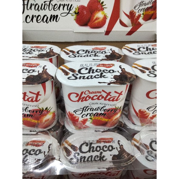 

Biscuit col strawberry cream