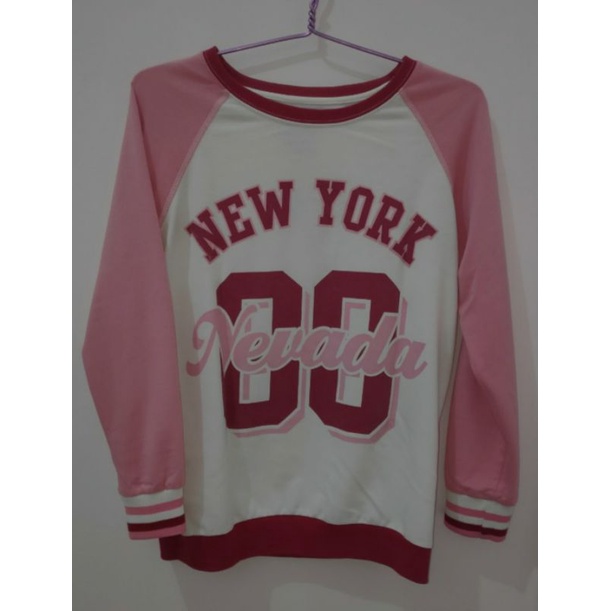 PRELOVED Sweater Nevada