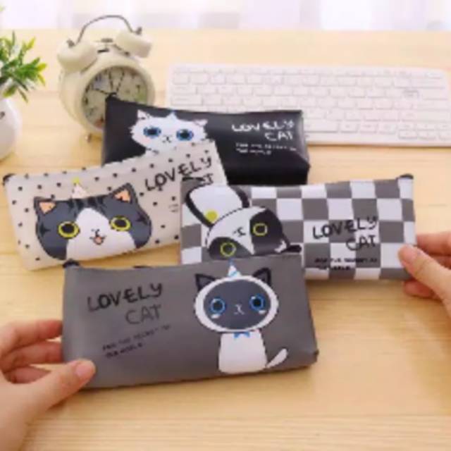 

Kotak Pensil Karakter Lovely Cat Lucu