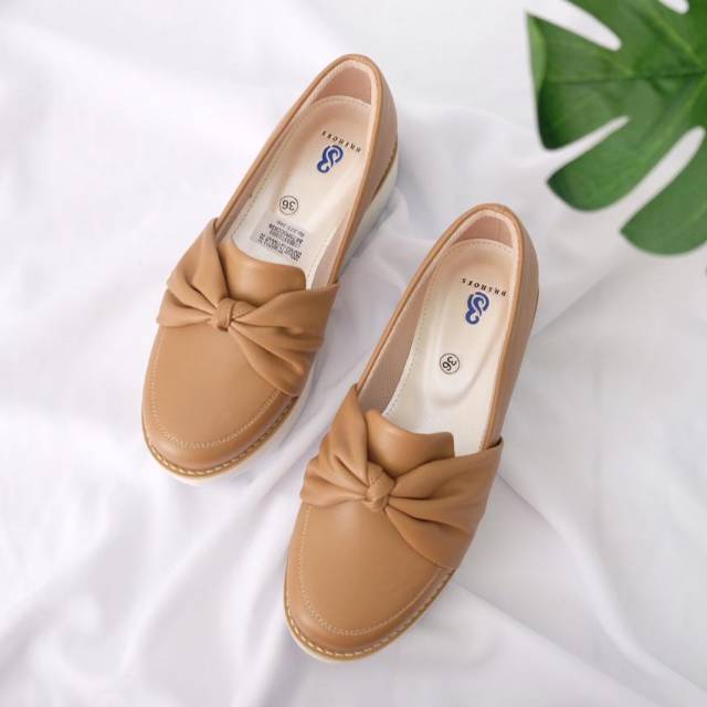 [SIAP KIRIM] BRShoes75 Mocca Sepatu Wedges Casual Wanita