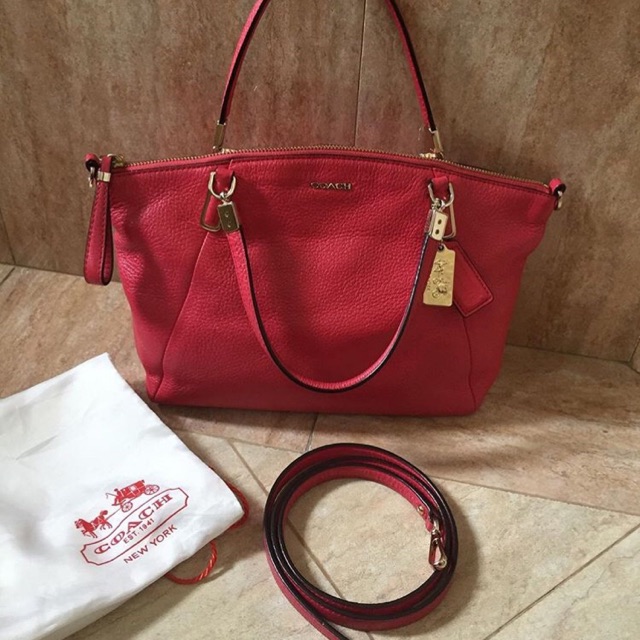 Coach Kelsey size Small warna pink Preloved dan authentic