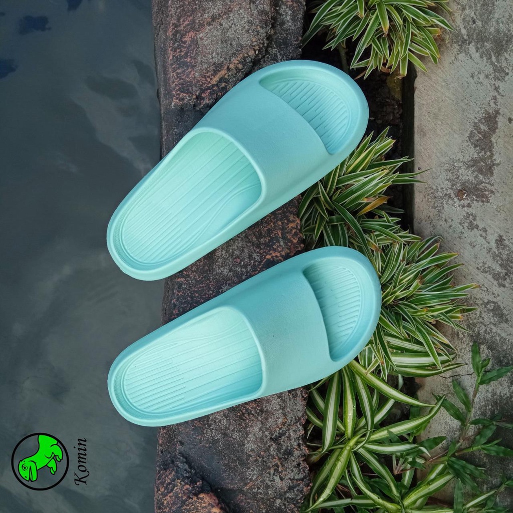 Sandal Slip On Polos Korean Style Murah Empuk Wanita Anti Selip Anti Air Bahan EVA Karet