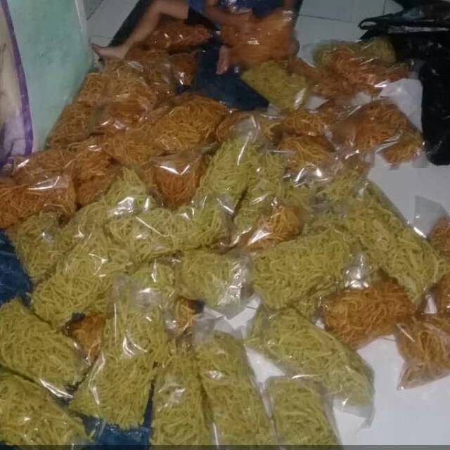 

Keripik Mie Jadul 1/4