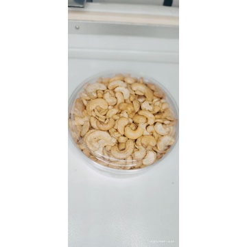 

Mete belah _goreng 250gr Murah meriah.