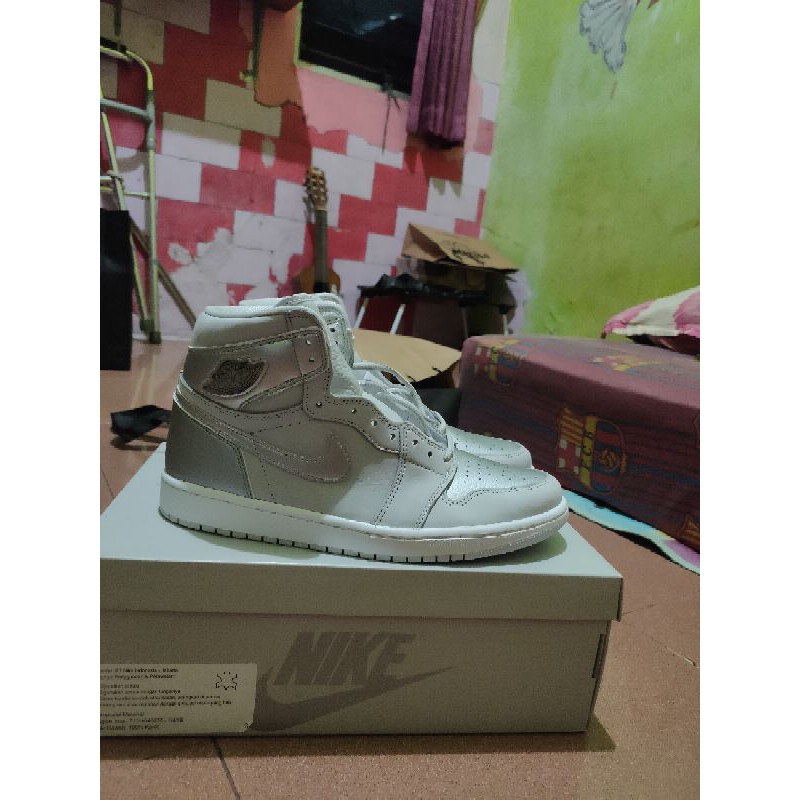 Air Jordan 1 High OG CO Japan Grey Neutral