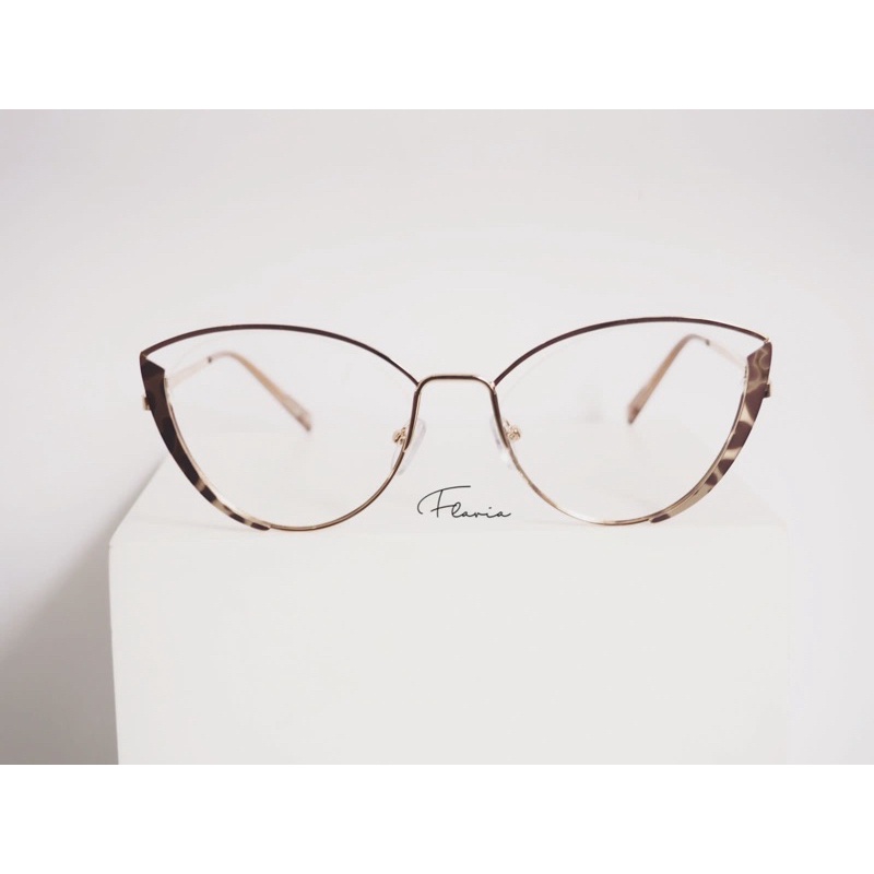 Flavia Eyewear - Kacamata Roxanne Cat Eye Titanium (custom minus, photochromic, blueray, bluechromic dan photobrown)