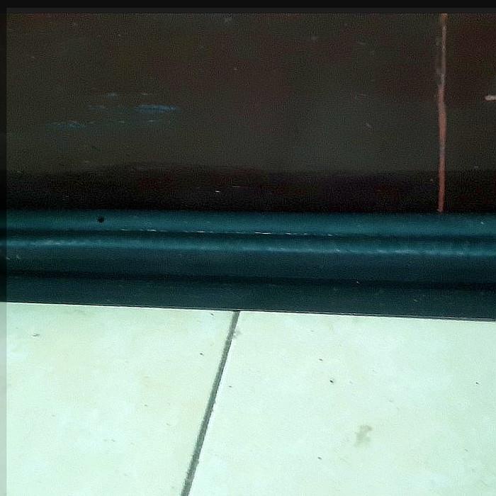 Karet Pintu Anti Banjir Lis Pintu Karet Pintu Rumah penahan air