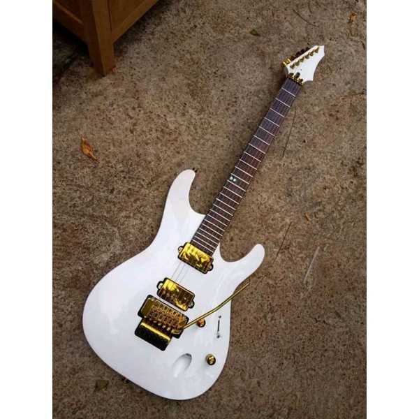 Gitar Ibanez S Series