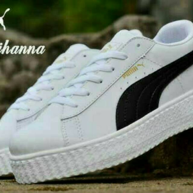 Sepatu Sneakers Wanita Puma List Black