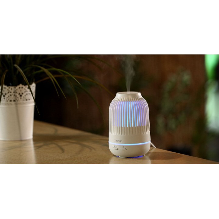 REMAX RT-A710 - MAG Series Ultrasonic Aroma Diffuser Kapasitas 90ML