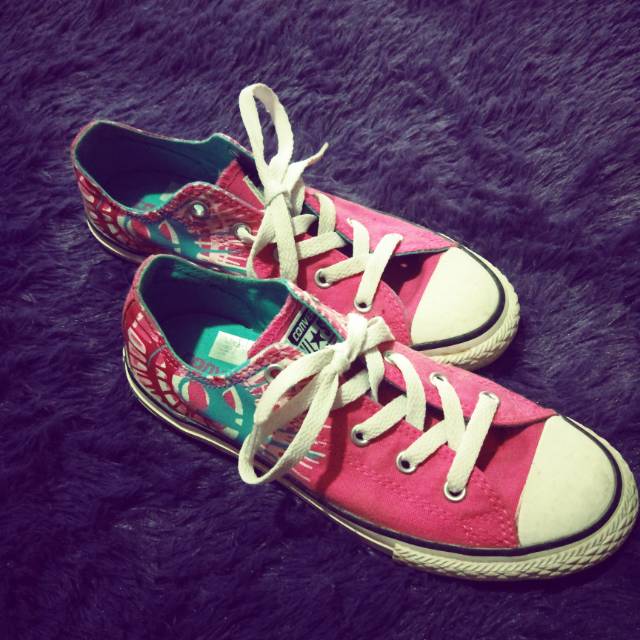 Sepatu Converse Second