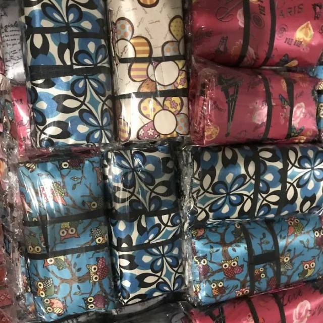 Tikar piknik/tikar lipat/tikar microsatin