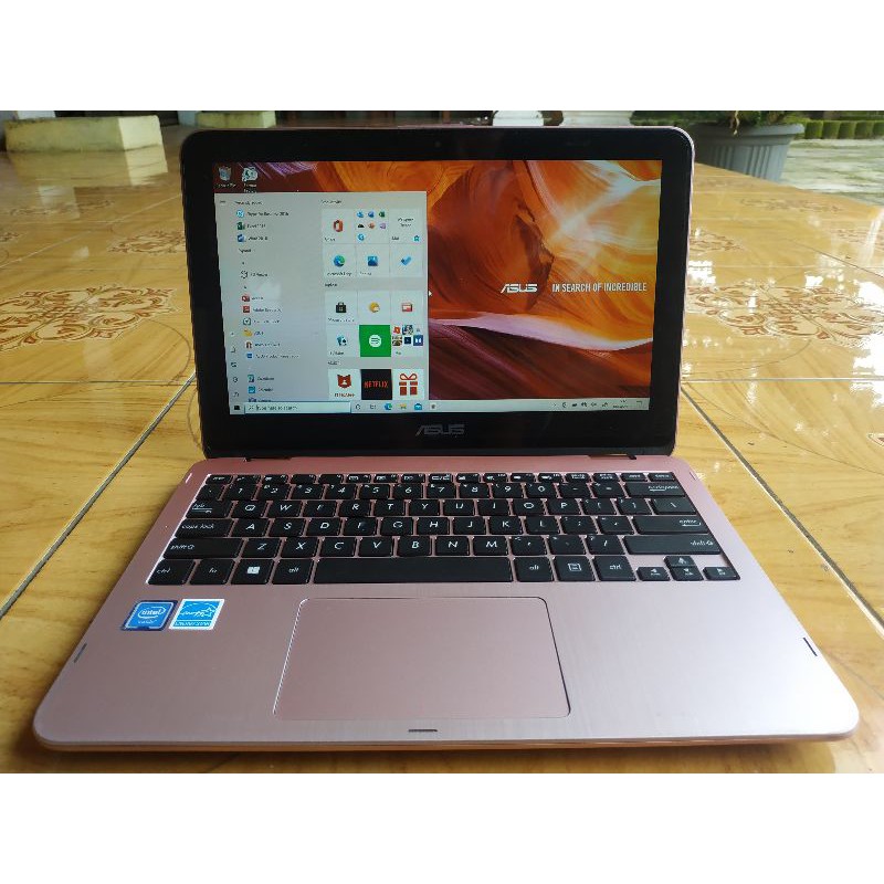 Netbook Asus TP203Nah Touchscreen Ram 4gb Hdd 1TB