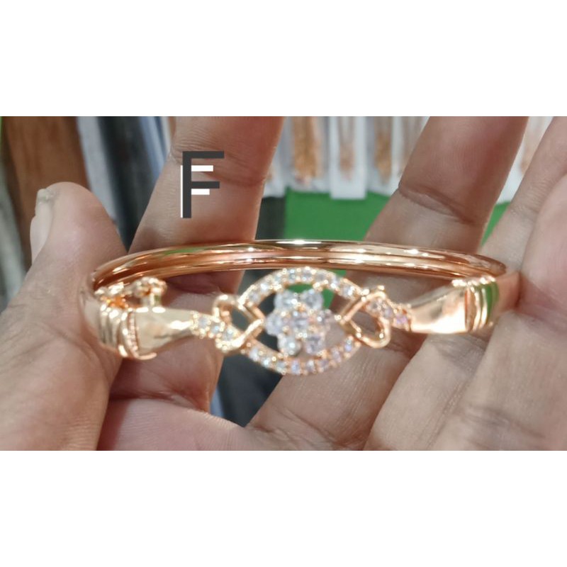 L45. Gelang xuping wanita lapis emas dgn mata zircon