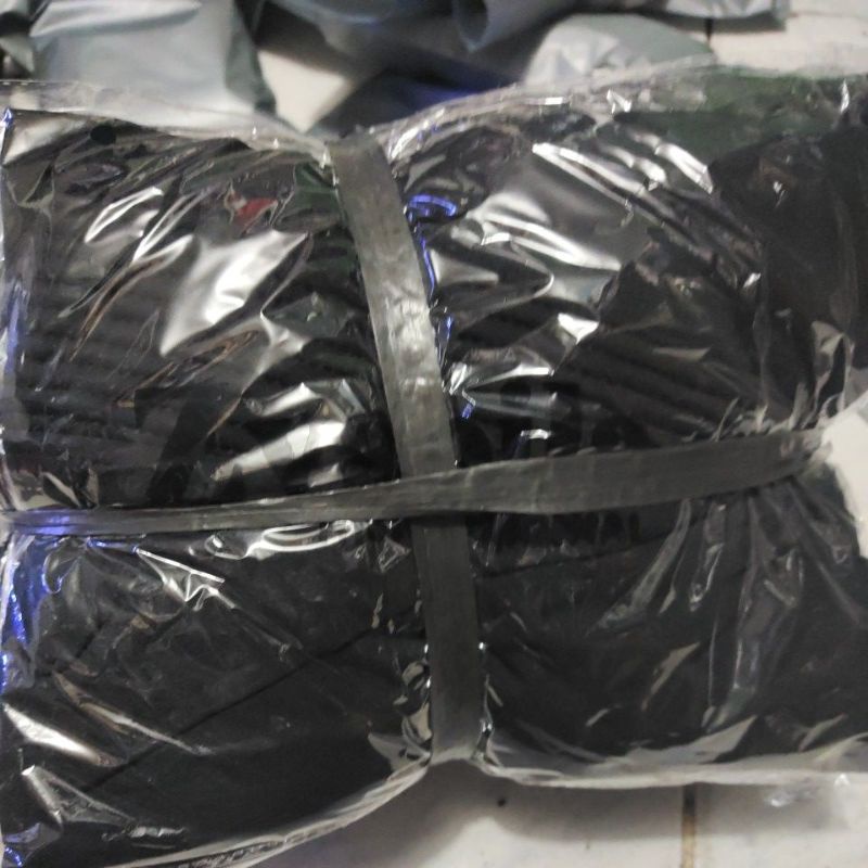 jilbab bergo hamidah nutup dada-Hitam