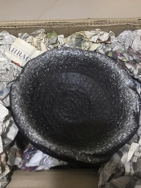 Brewsuniq - Black Kemuri Salad Bowl Uneven 9 / Mangkuk Makan Keramik Jepang