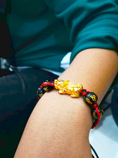 Gelang naga / pixu