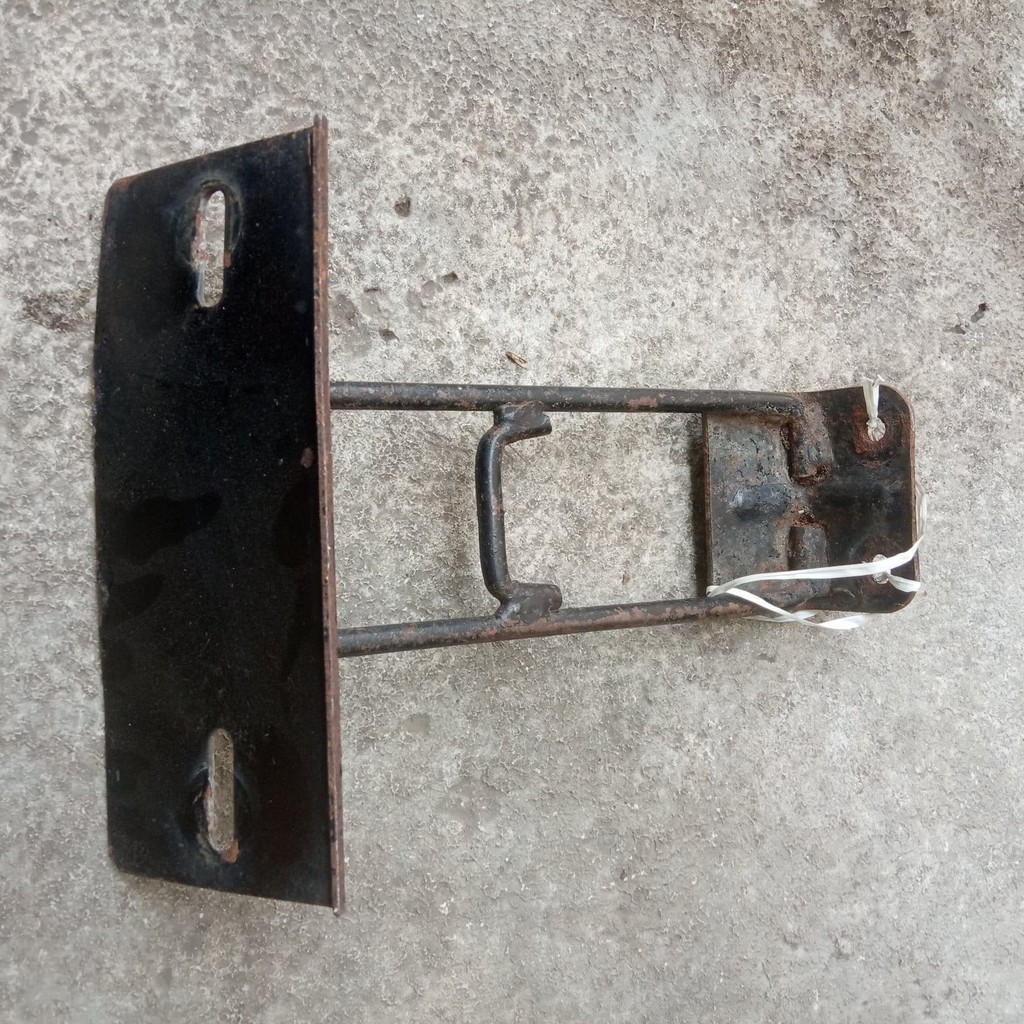 Breket dudukan plat nomor Suzuki Satria FU original copotan motor murah