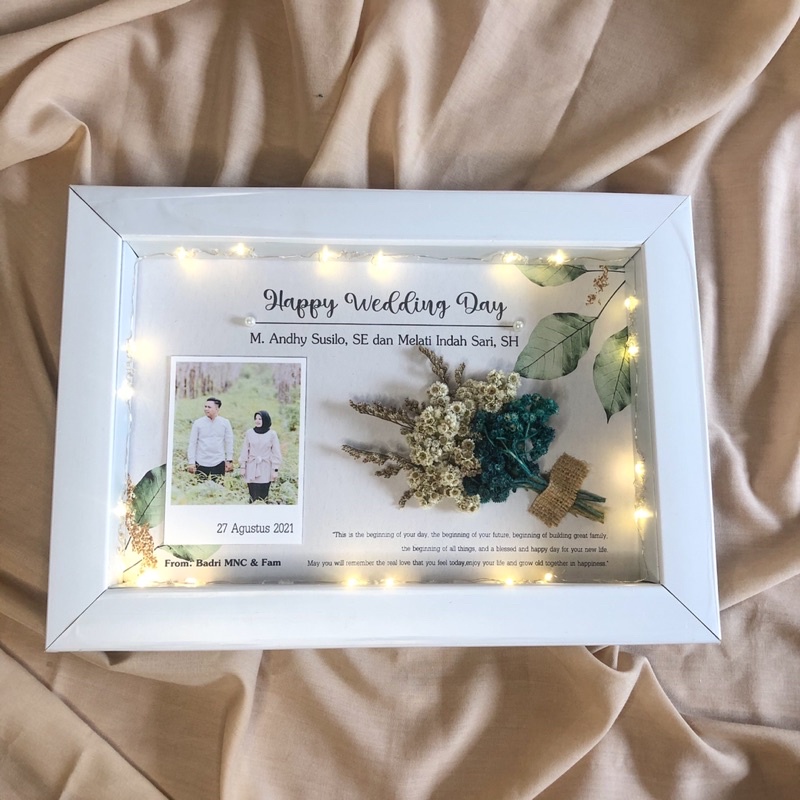 FIGURA 10R 3D FREE BOX kado pernikahan KADO ULTAH dengan lampu LED