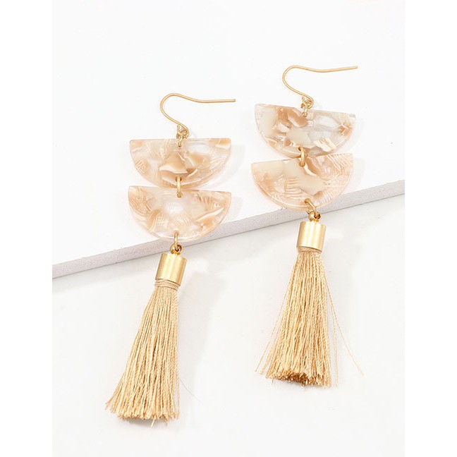LRC Anting Gantung Fashion Beige Geometric Tassel Earrings D63055