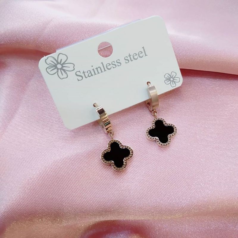 Anting wanita premium anting flower Lv
