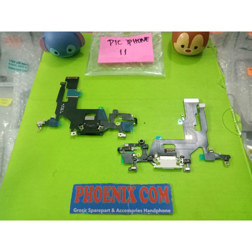 FLEXIBLE KONEKTOR CHARGER IP 11/PAPAN CHARGER IP 11