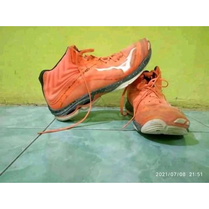 Mizuno WLZ6mid