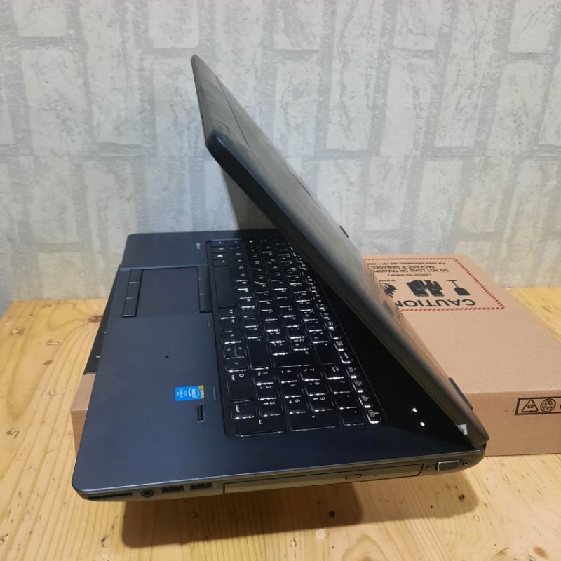 Laptop HP ZBook 17 G2 intel Core i7-4810QM, Nvidia Quadro K3100M 4Gb VRAM Ram 16 GB / SSD 256Gb LAYAR 17INCH Gaming Editing Ngebut, Lengkap, Black