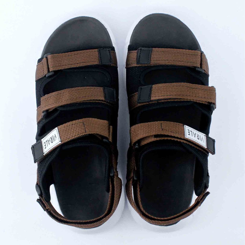 Sandal Gunung Pria Model Outdoor Korea Bahan Ringan PL 01 GRATIS Sandal Slop Casual CVL 11