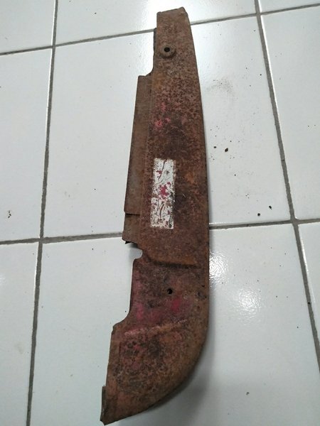 Ketengkas tutup rantai honda c70 ori