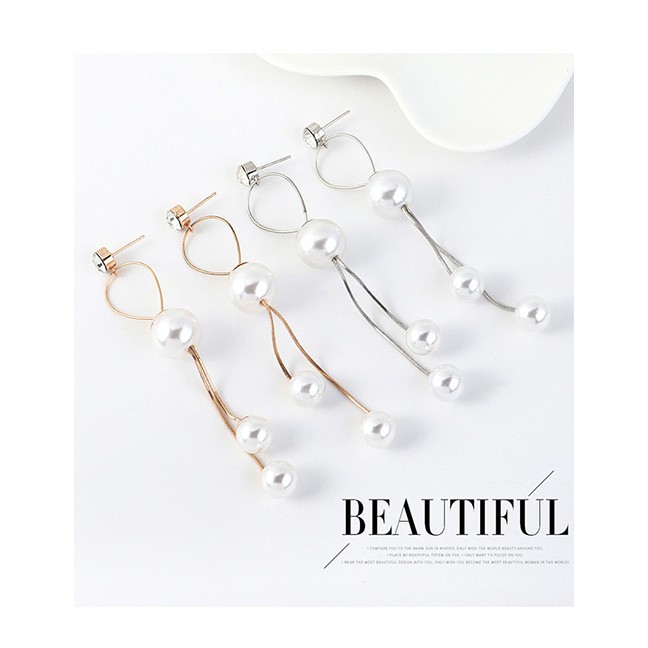 LRC Anting Tusuk Fashion White K Tassel Pearl Rhinestone Pierced Earrings Y63325