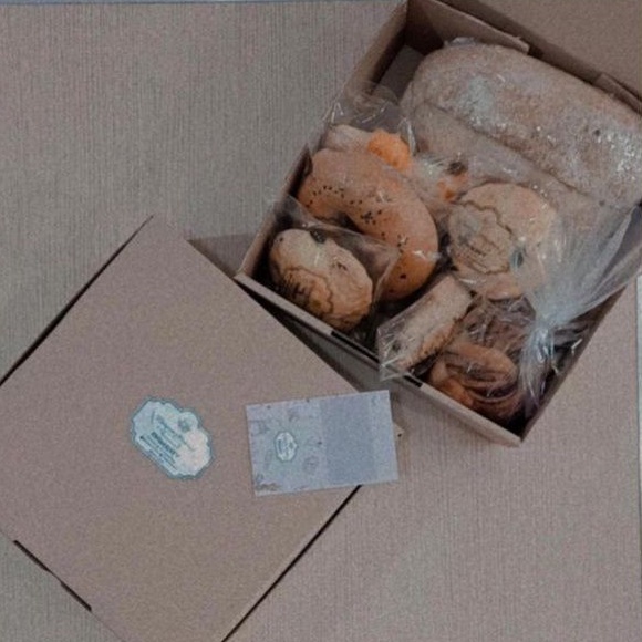 

Extra Box, Box tambahan untuk hampers