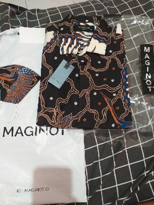 Maginot Kemeja Batik 2.0 Parama-ss Motif Timbul Lengan Pendek Pria + Free Masker