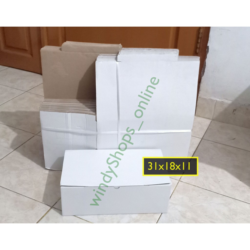 

KARDUS/DUS SEPATU SIZE 39-43 Jumbo/XXL/Super Jumbo Polos
