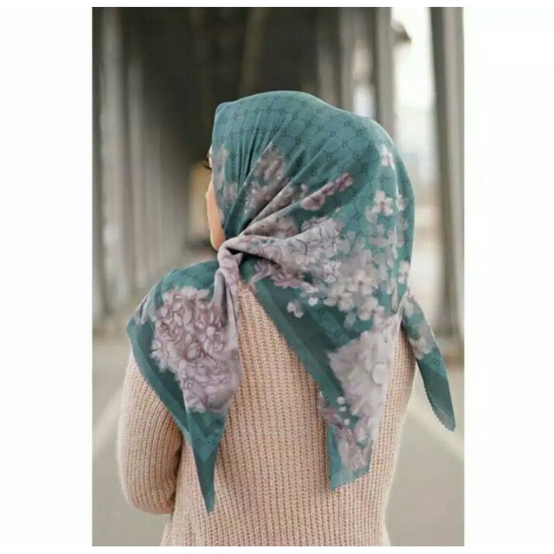 Preloved buttonscarves hydrangea verte